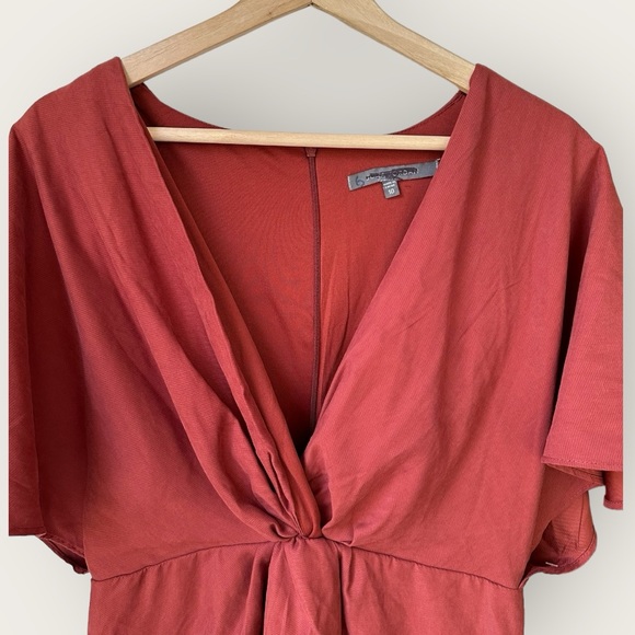 NEW Julia Jordan Flutter Sleeve Twist Front Dress - Picture 8 of 9